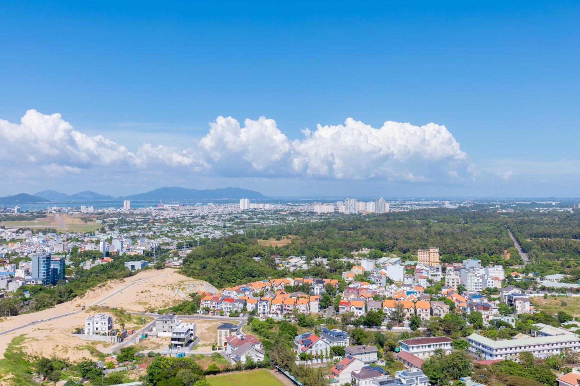 Infinity Pool Luxury Apartment The Song Vung Tau Exteriör bild